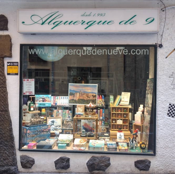 Alquerque de 9, Granada